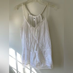 Old Navy White Lace Woman’s Medium Tank